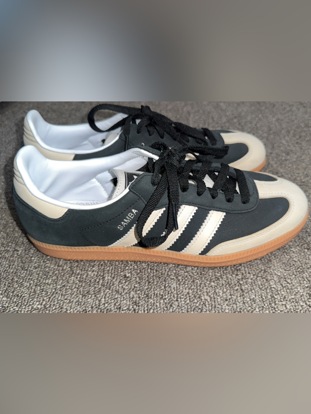 NWOT Adidas Samba OG